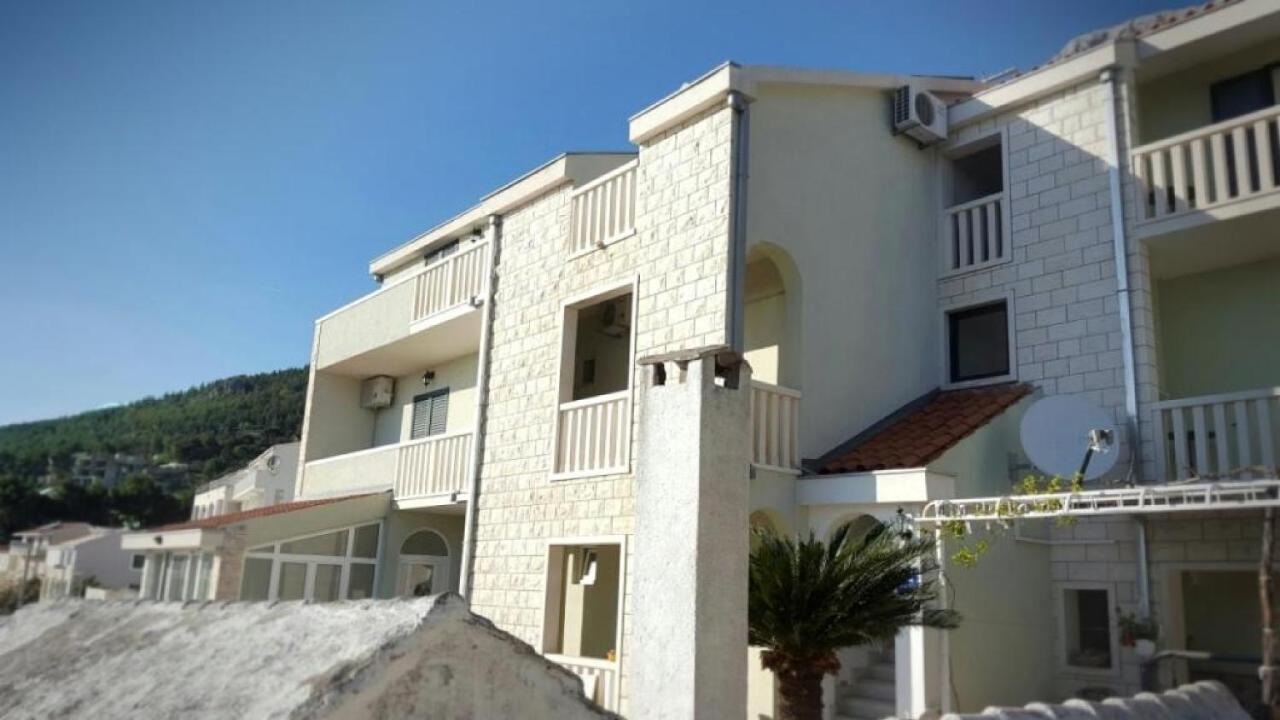 Apartments Angela Baška Voda Chambre photo