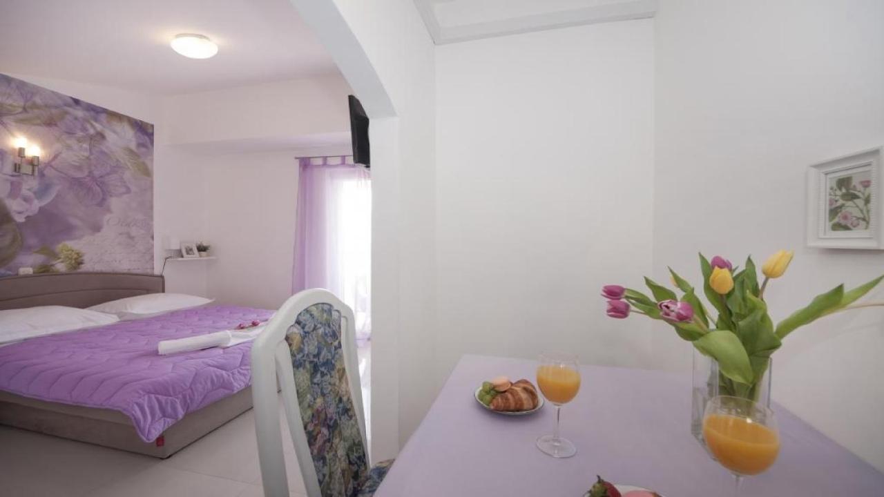 Apartments Angela Baška Voda Chambre photo