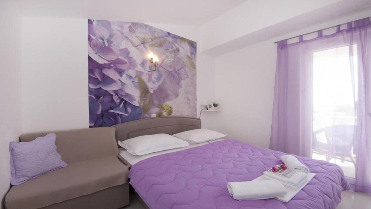 Apartments Angela Baška Voda Chambre photo