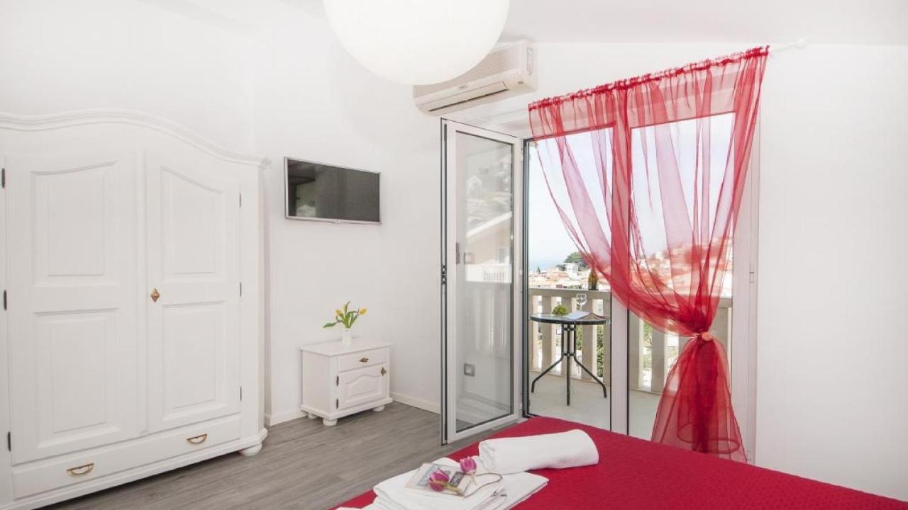 Apartments Angela Baška Voda Chambre photo